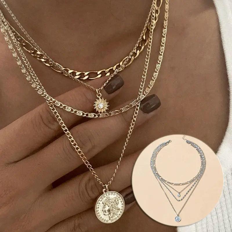 Chunky Gold Coin Necklace For Women - Trendy Mix