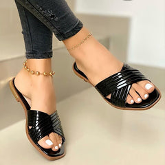 Crossover Design Flat Heel Shoes - Trendy Mix