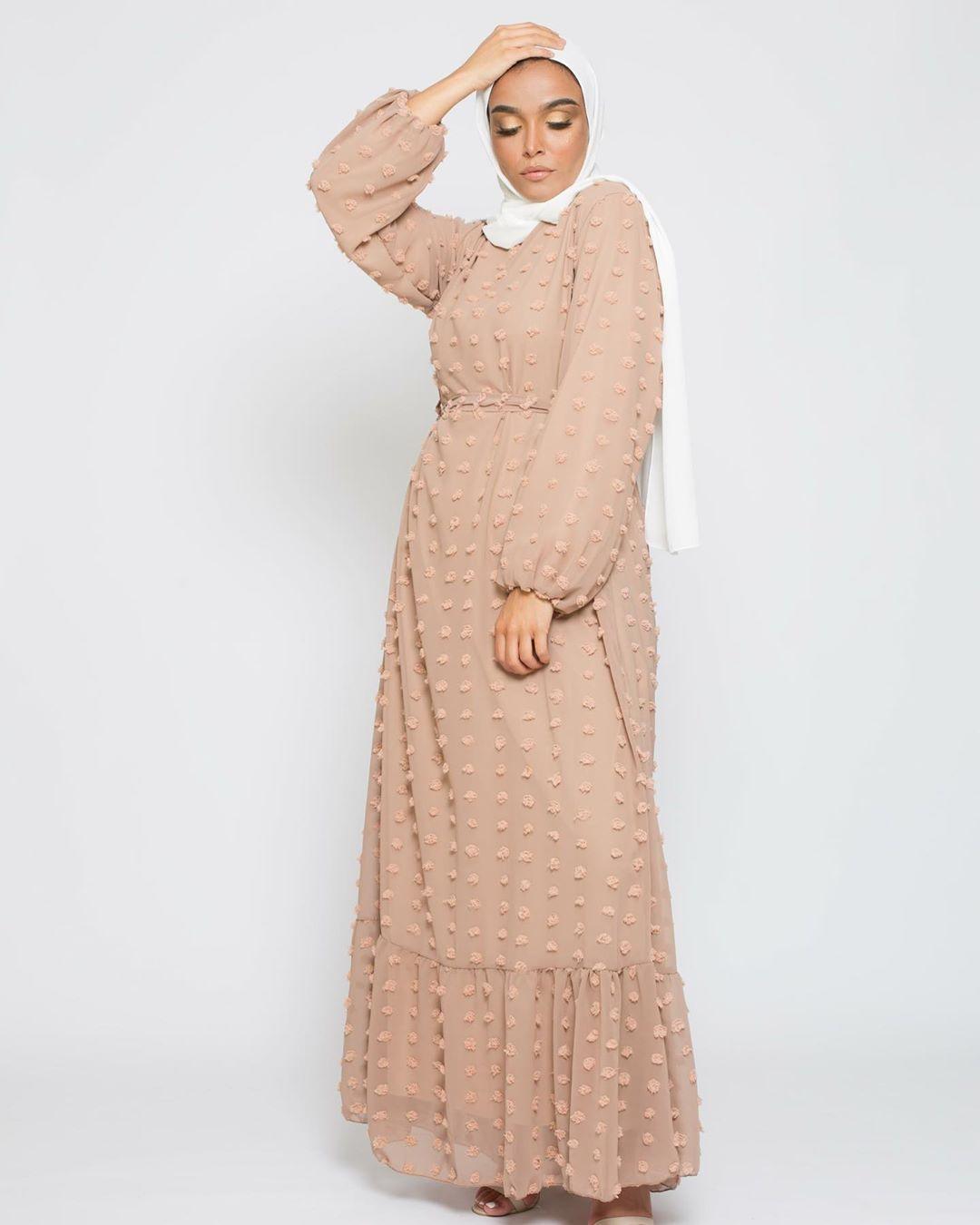 Plus Size Floral Maxi for Middle Eastern Women - Trendy Mix