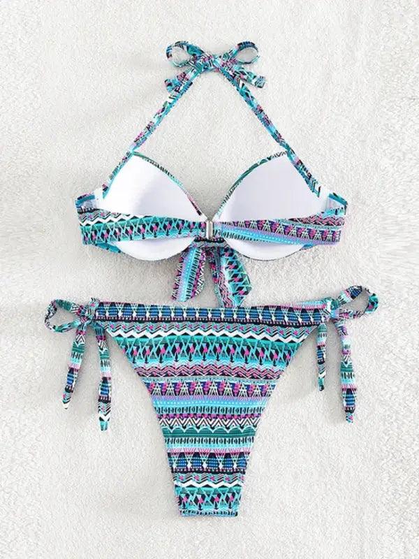 Chic High-Cut Halter Neck Bikini Set for Summer 2024 - Trendy Mix