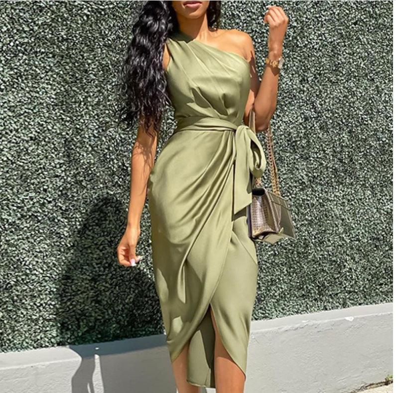 Dresses with slanting shoulders and irregular straps - Trendy Mix