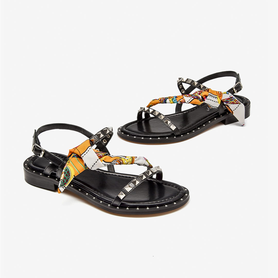 Women’s Studded Leather French Niche Flat Sandals