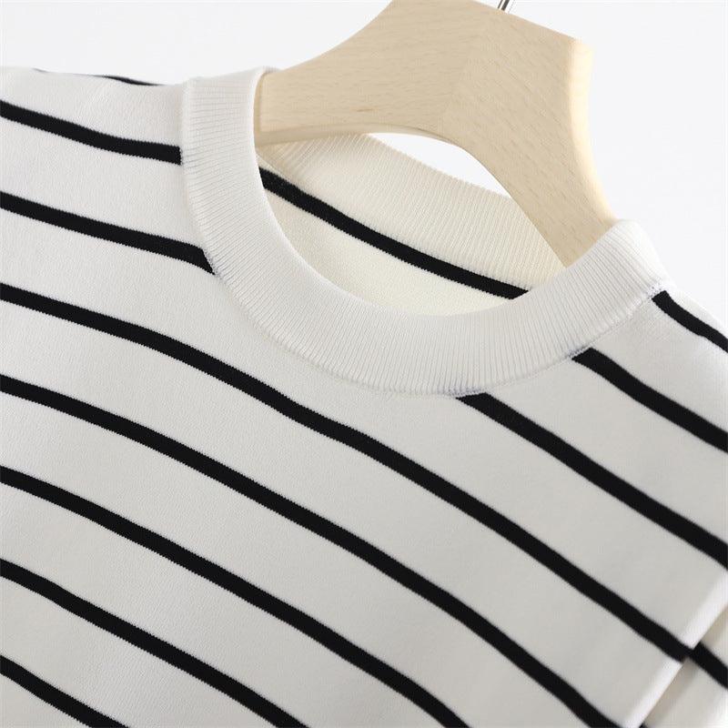 Right-Angle Shoulder Sleeveless Striped Ice Silk Vest Top - Trendy Mix