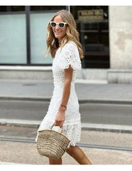 Women's Lace Package Hip Short Sleeve Dress - Trendy Mix