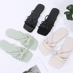 Square-Flip-Flops with Flat Rubber Sole for Outdoor Wear - Trendy Mix