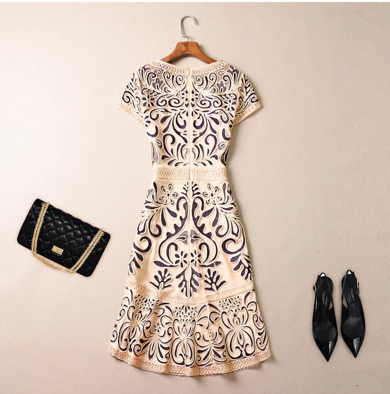 Summer Dress Women's Short Sleeve Vintage Embroidered Hollow Party Dress High Quality Dress 4XL