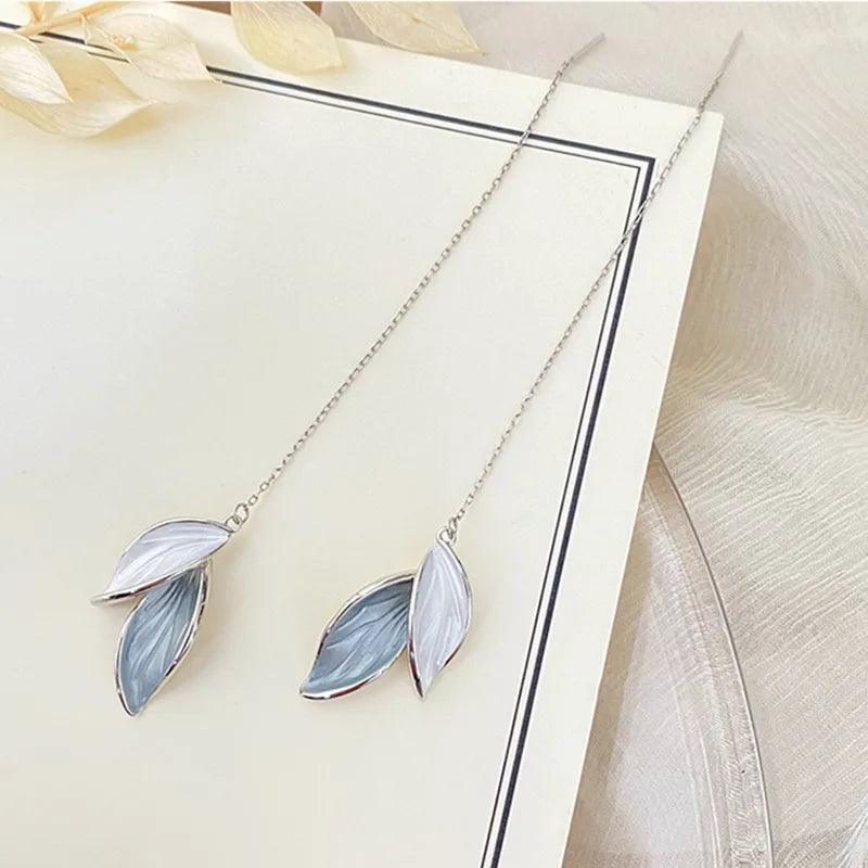 2024 Blue And White Metal Leaf Earrings Women's - Trendy Mix