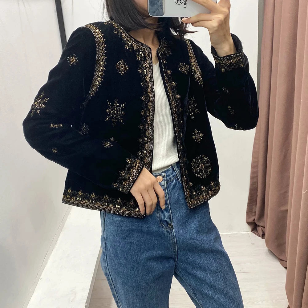 Women's Retro Palace Style Heavy Industry Embroidery Sequins Decorative Velvet Short Cardigan Jacket Autumn And Winter