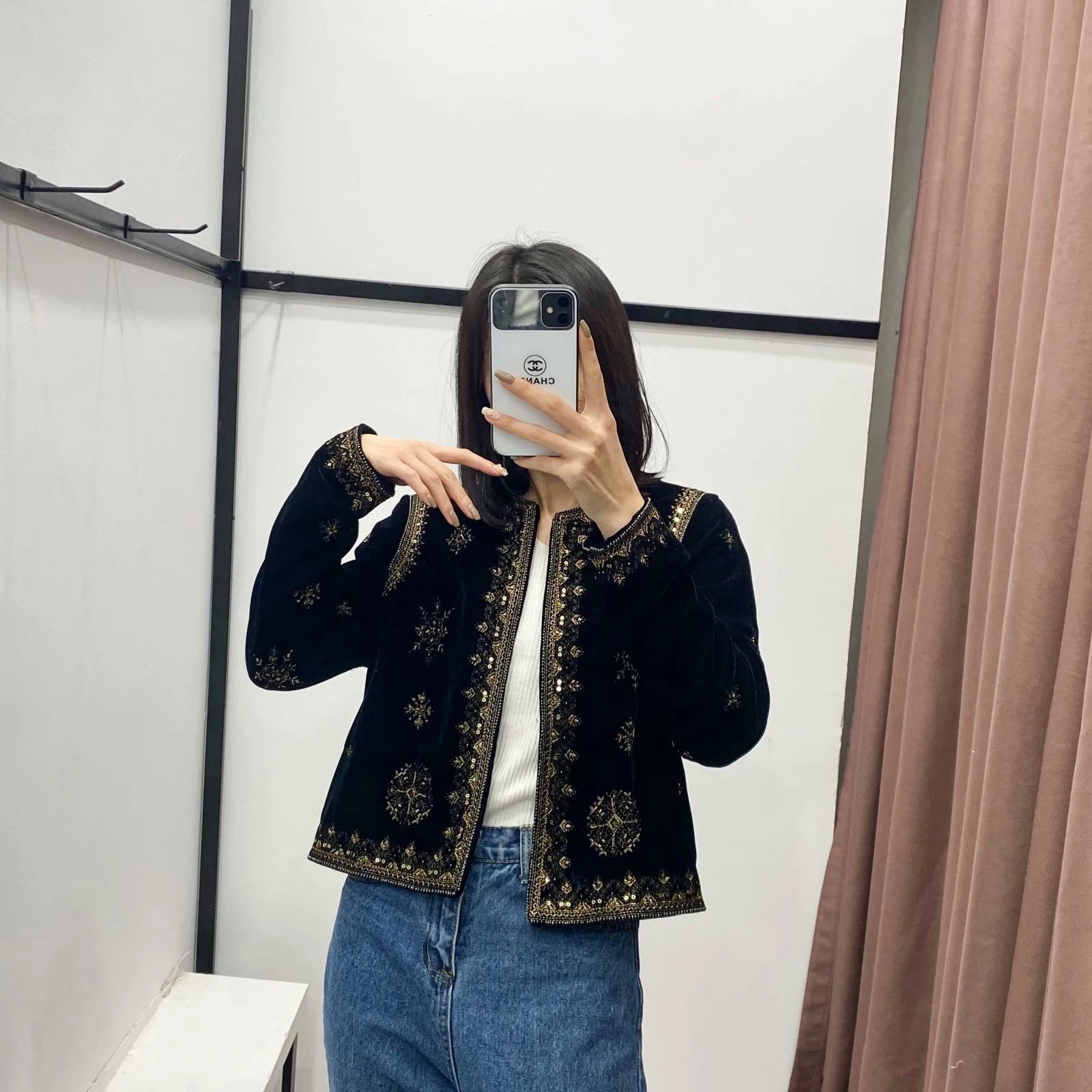 Women's Retro Palace Style Heavy Industry Embroidery Sequins Decorative Velvet Short Cardigan Jacket Autumn And Winter