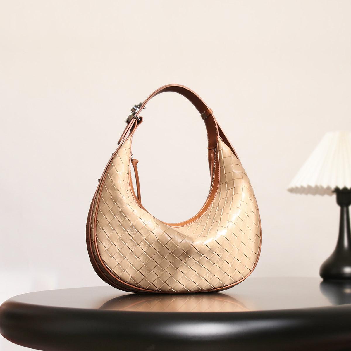 Woven Dumpling-Style Genuine Leather Women's Crossbody Bag - Trendy Mix