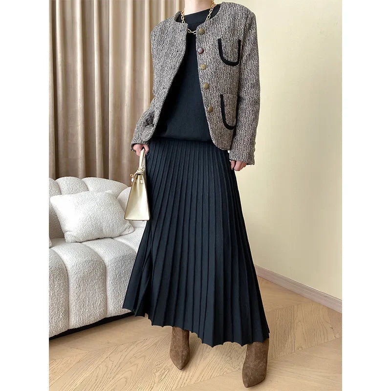 Fall and Winter Women Knitted Suit Fashion Commuter Knit Pullover Sweater Elastic Waist Pleated Long Skirt 2pcs Matching Set