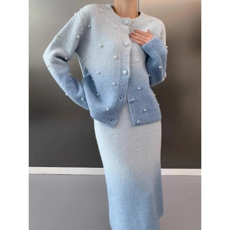 Women Two-piece Set of Retro Blue Gradient Sweater Top Knitted Half Skirt Small Fragrant Style Set