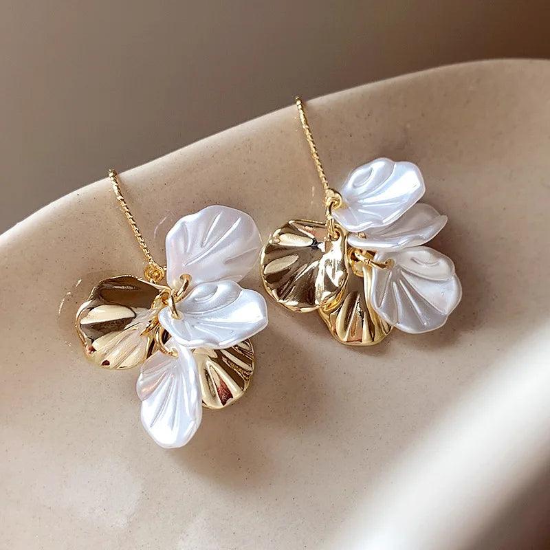 Shell Petal Pendants Earrings - Trendy Mix