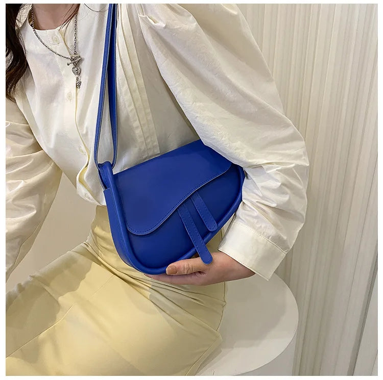 Stylish PU Leather Saddle Bag - Trendy Mix