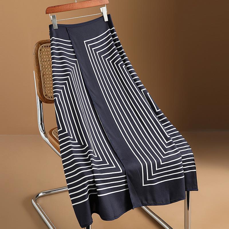 Women's Fashion Irregular Striped Skirt - Trendy Mix