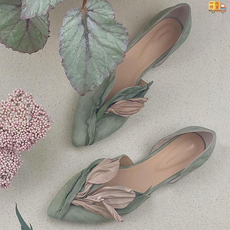 Chic Floral-Inspired Microfiber Flat Shoes - Trendy Mix