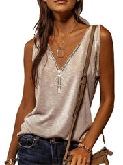 Women's V-Neck Low Cut Color Contrast Loose Sleeveless T-Shirt Tank Top - Trendy Mix