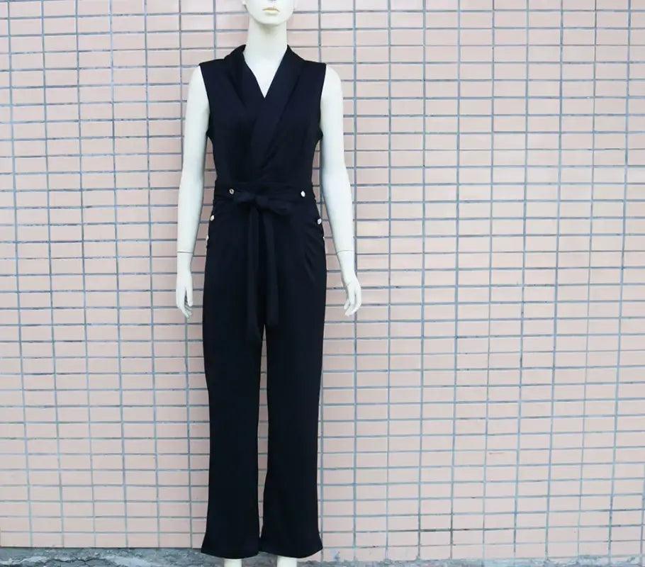 Sophisticated V-Neck Hollow Back Jumpsuit for Women - Trendy Mix