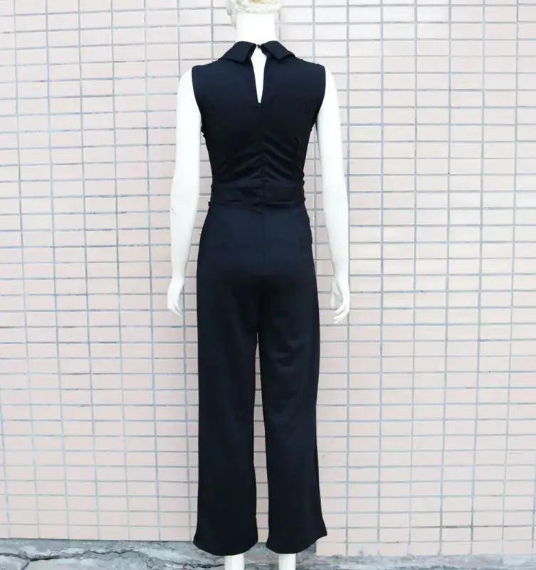 Sophisticated V-Neck Hollow Back Jumpsuit for Women - Trendy Mix