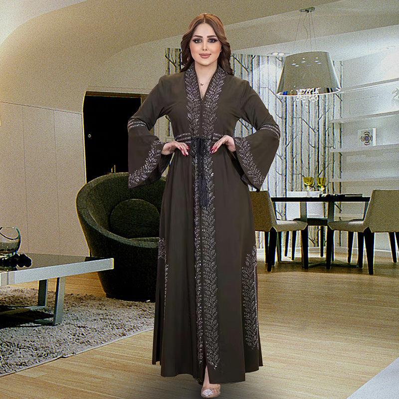 Elegant Women's Arabic Flare Robe - Trendy Mix