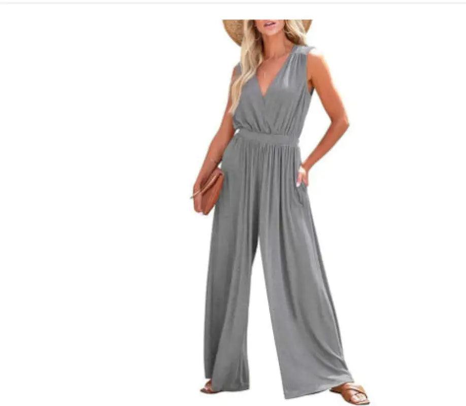 Chic V-Neck Sleeveless Jumpsuit for Every Occasion - Trendy Mix