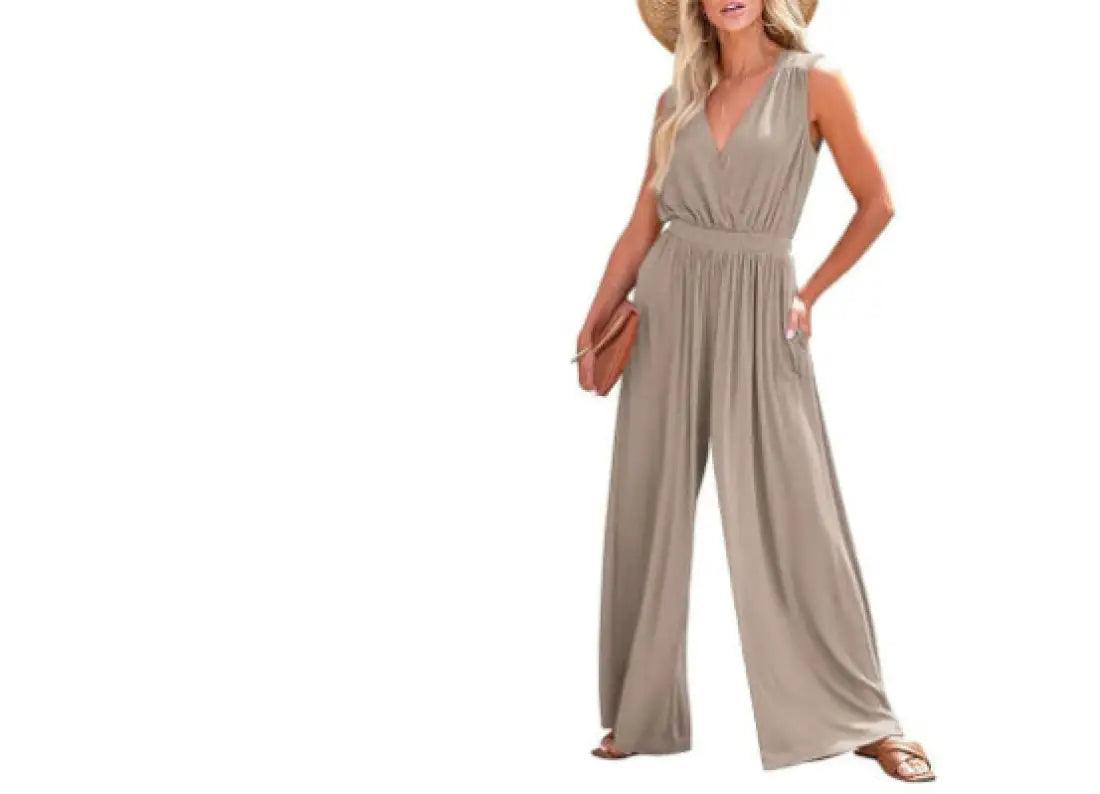 Chic V-Neck Sleeveless Jumpsuit for Every Occasion - Trendy Mix