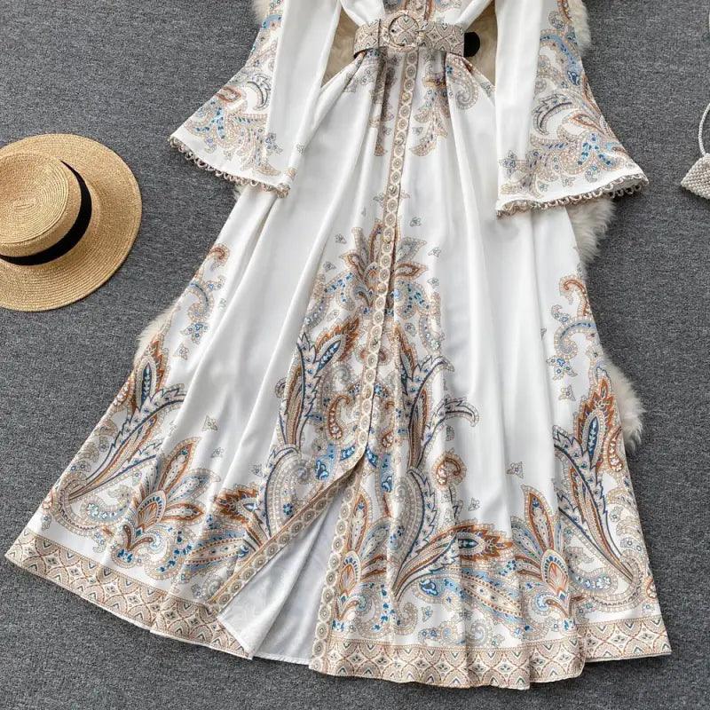 European And American Style Retro Printed Bell Sleeve Dress - Trendy Mix