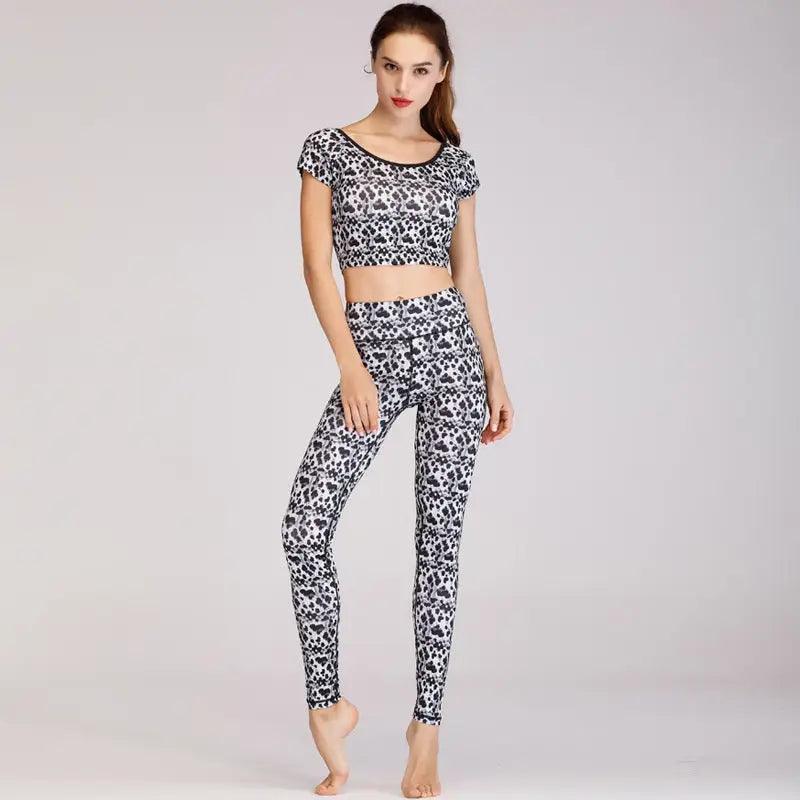 Fashion Printed Yoga Clothes Suit Women - Trendy Mix