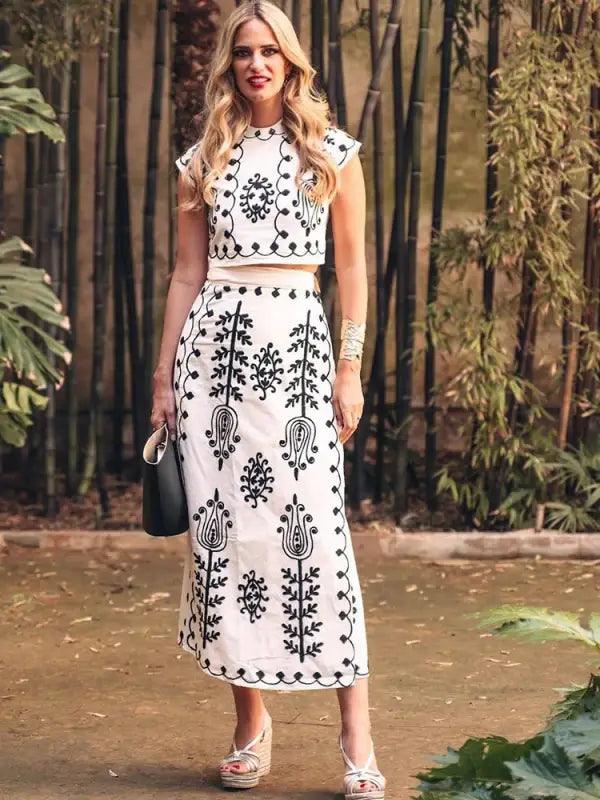 Chic Printed Two-Piece Dress for Vacation Getaways - Trendy Mix