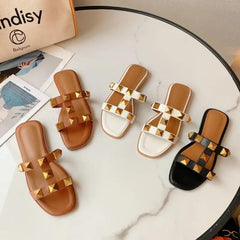 Chic Rivet-Embellished Flat Shoes for Trendy Women - Trendy Mix