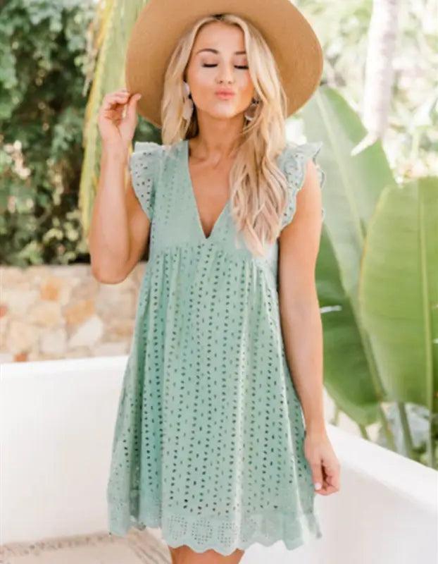 Lace Dresses With Pocket Summer Sleeveless Jacquard Cutout V-neck Beach Dress - Trendy Mix