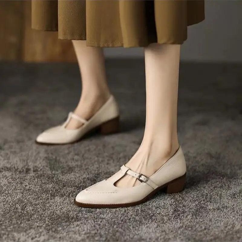 New French Retro Pointed Pumps Women - Trendy Mix