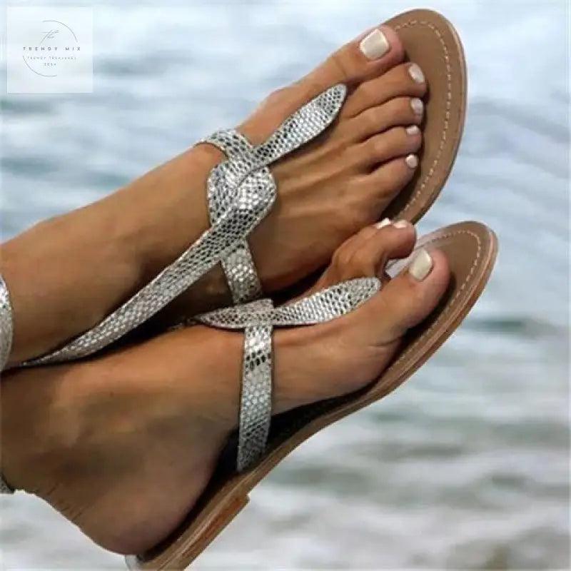 Sleek Snakeprint Roman Flat Sandals for Women - Summer Comfort - Trendy Mix