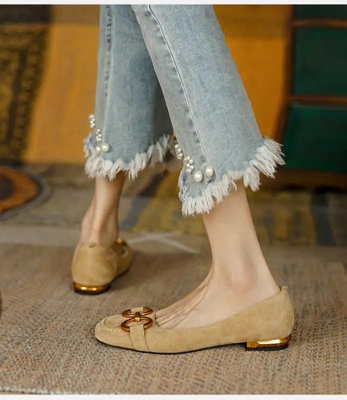 Women Flat Heel Shoes - Trendy Mix