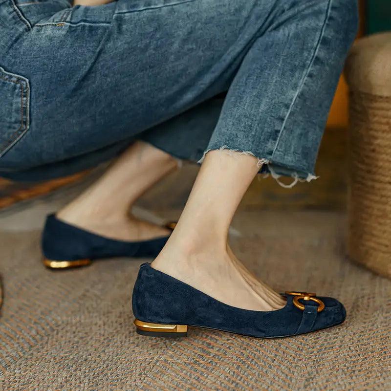 Women Flat Heel Shoes - Trendy Mix