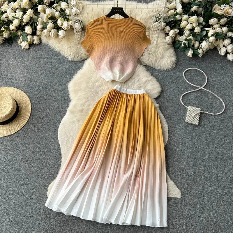 Stretch Short-sleeved Top High Waist Pleated Skirt Two-piece Set - Trendy Mix