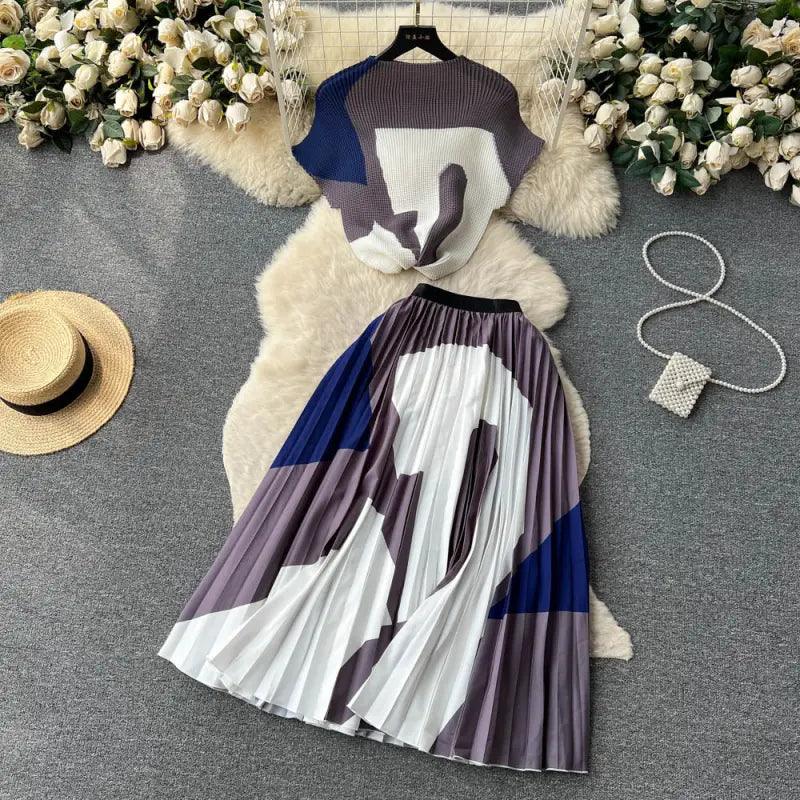 Stretch Short-sleeved Top High Waist Pleated Skirt Two-piece Set - Trendy Mix